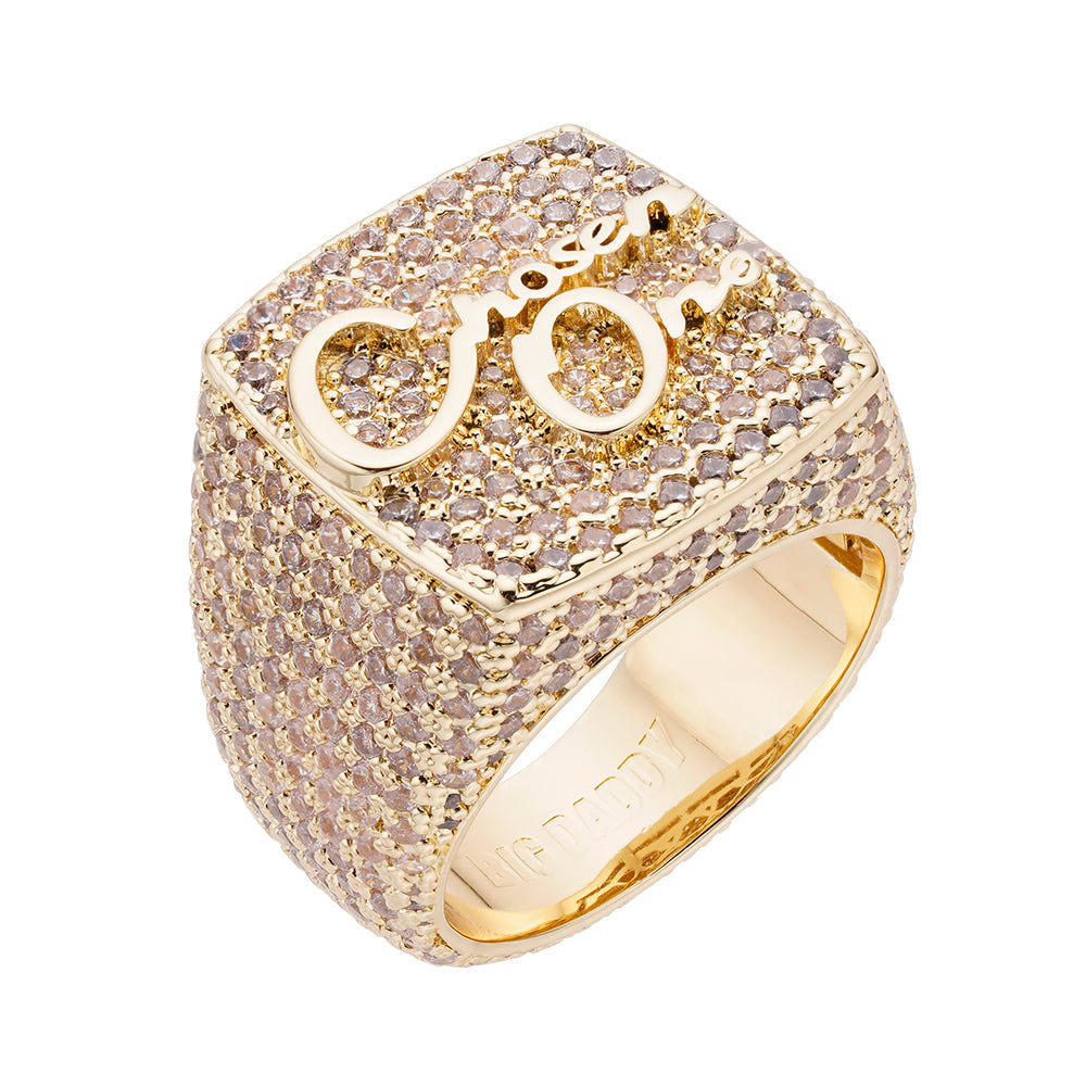 Big Daddy "The Chosen One" Iced Out Ring Hoofdafbeelding