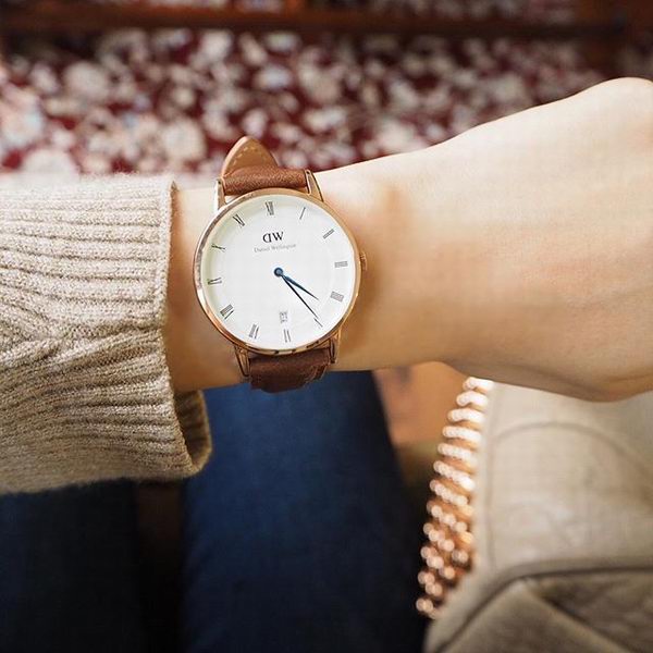 Daniel Wellington Dapper St Mawes 38mm White Dial Brown Genuine Leather Gold Date Watch - DW00100091