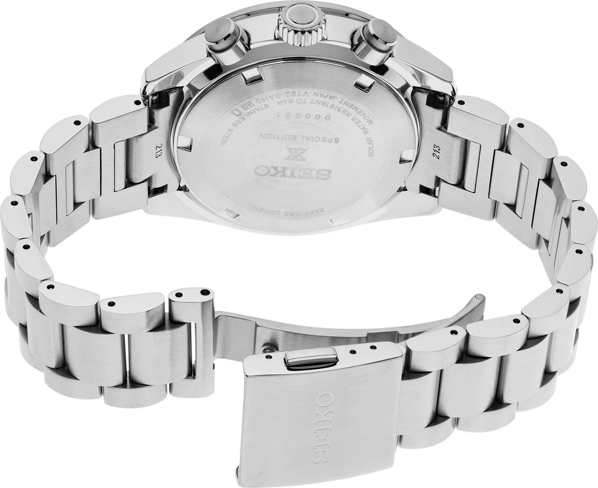 Seiko Prospex Speedtimer SSC931 caseback showing stainless steel bracelet and case back